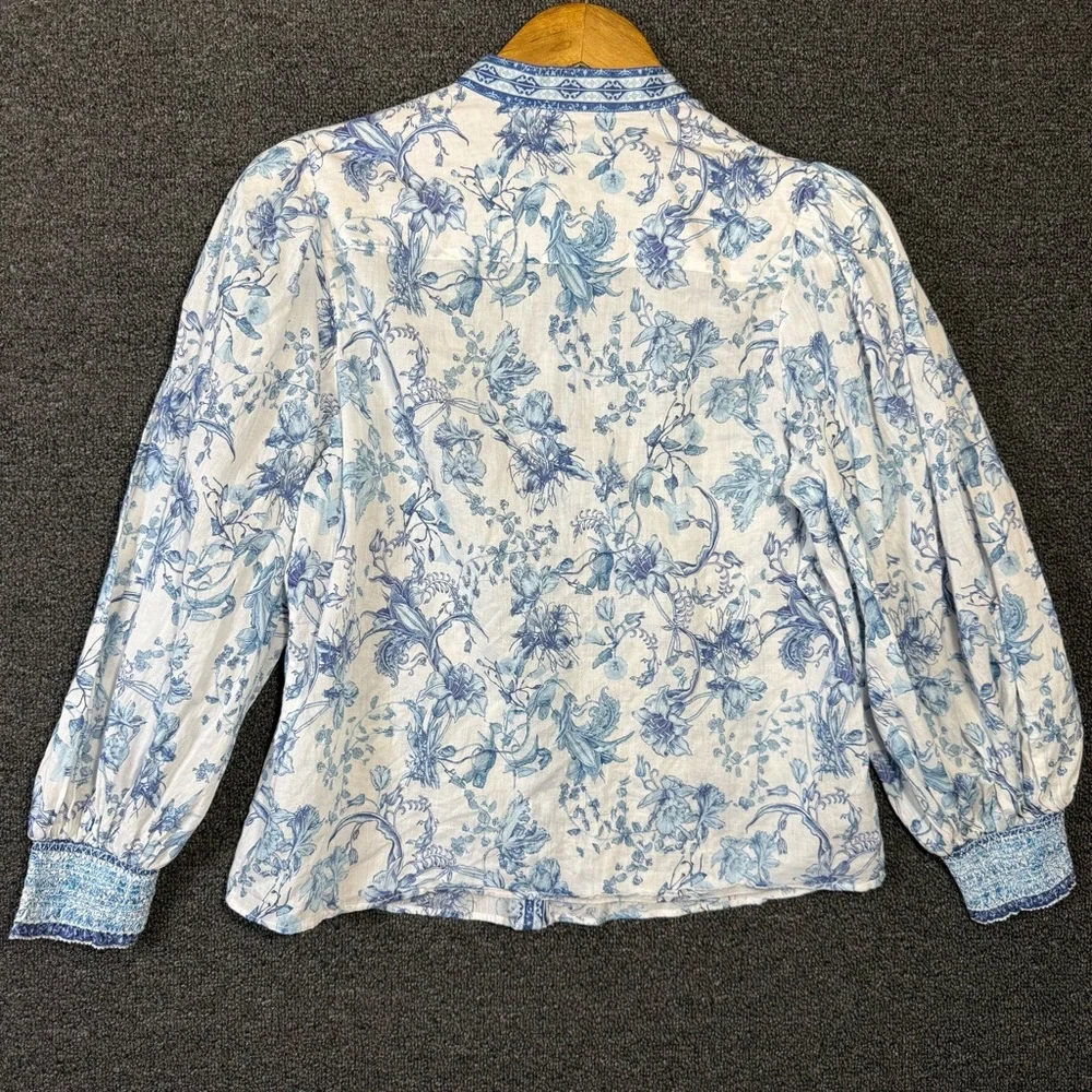 Alice + Olivia Blue and White Patterned Crop Floral Cotton Top, Large - Picture 7 of 8